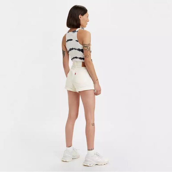 Levi’s Mom A Line Shorts - Picture 2 of 4